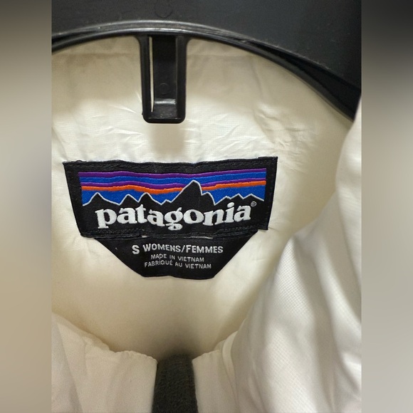 Patagonia Nano Puff Size Small Birch White Vest (No Stain) - Picture 4 of 7